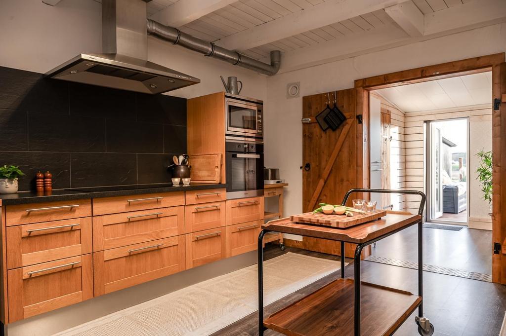 Unique Rustic Property In Skane Linderod Eksteriør billede